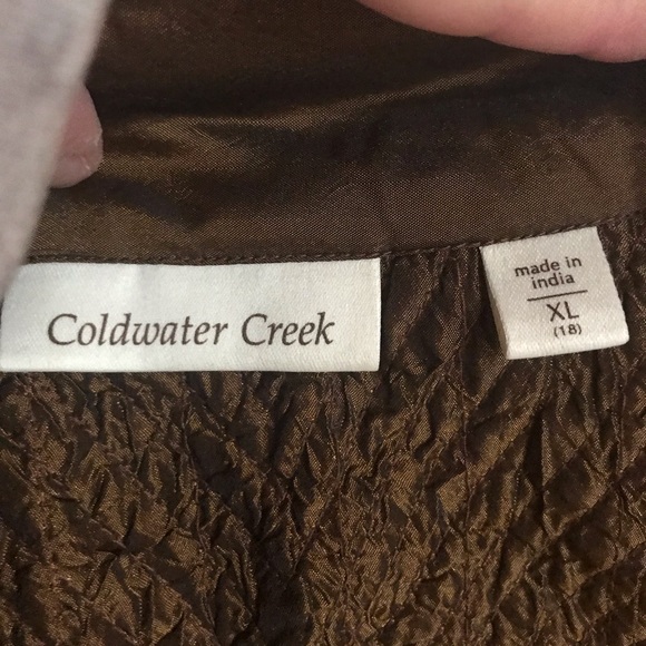 Vest - Picture 3 of 8